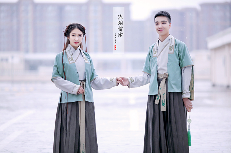 情侶漢服刺繡半臂交領襦裙