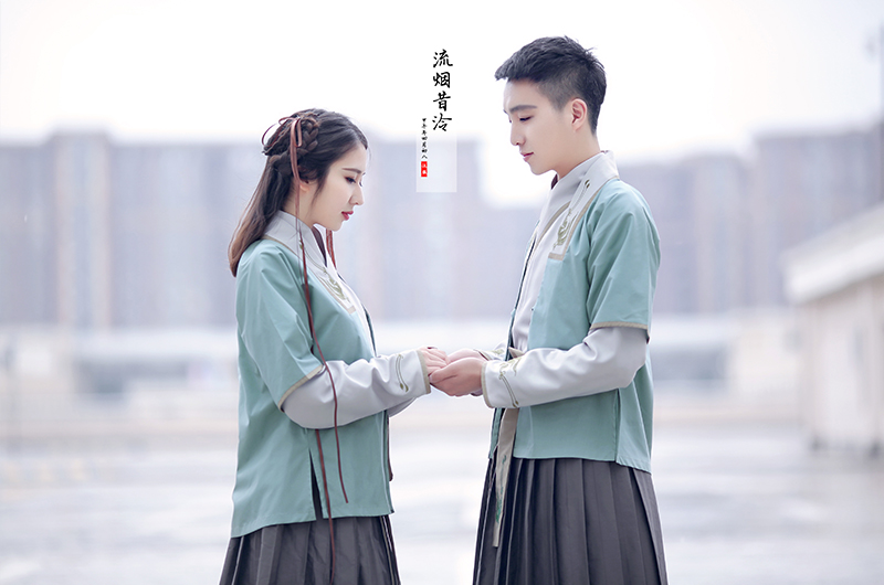 情侶漢服刺繡半臂交領襦裙