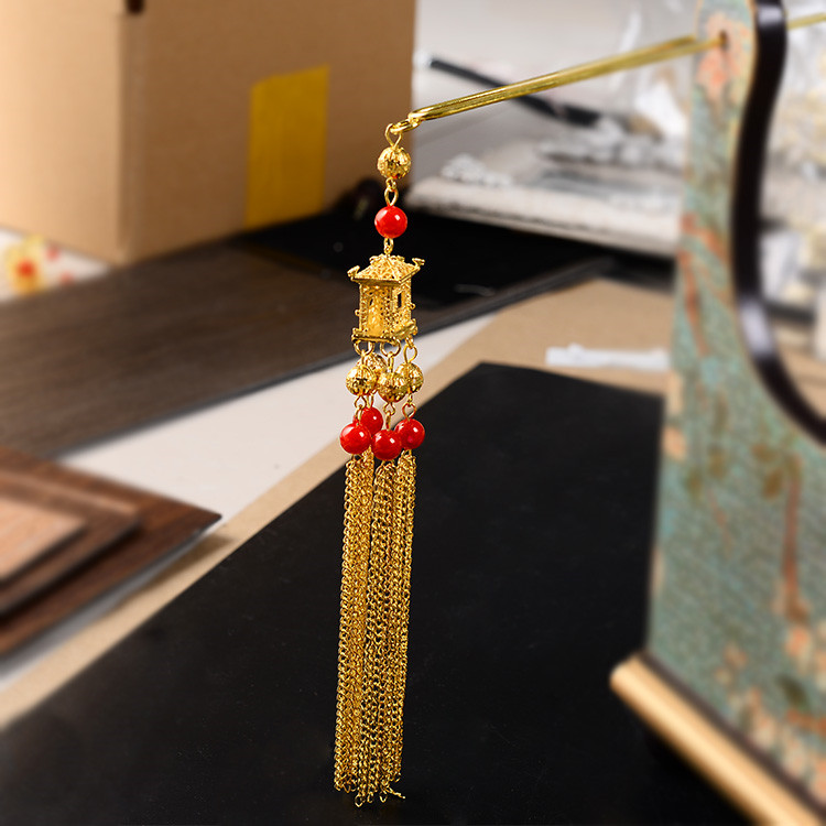 新娘中式金色流蘇發(fā)飾，古裝發(fā)梳步搖