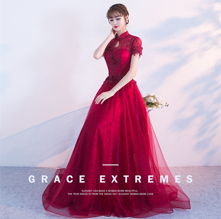中式立領(lǐng)修身長(zhǎng)款禮服，新娘敬酒服