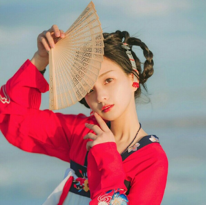 淡雅古裝女子頭像，清幽古風(fēng)頭像真人