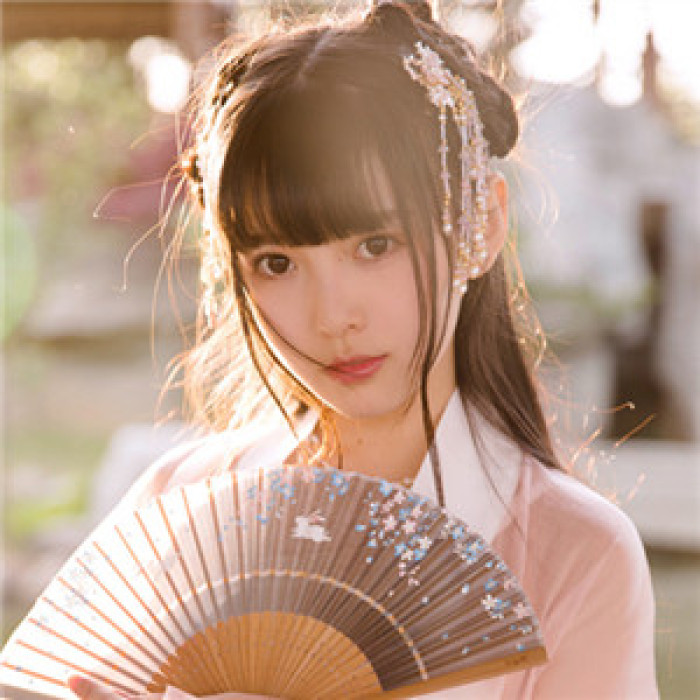 淡雅古裝女子頭像，清幽古風(fēng)頭像真人