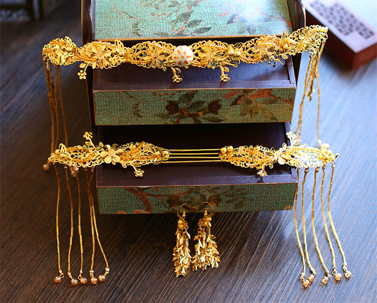 金色四件套古裝頭飾，古典韻味發(fā)飾