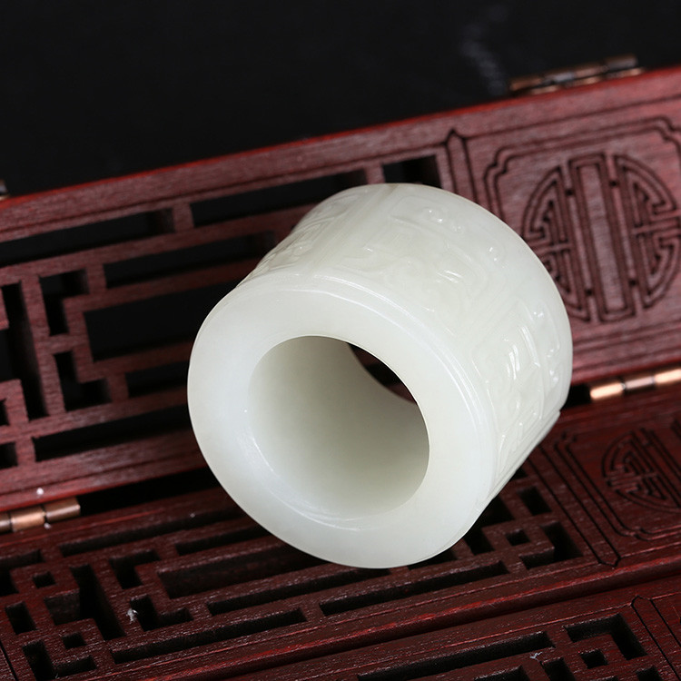 男士如意和田玉扳指，天然白玉手玩件獸面紋蘇