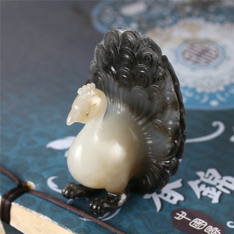 天然和田玉孔雀吊墜，白玉籽料掛件項(xiàng)鏈