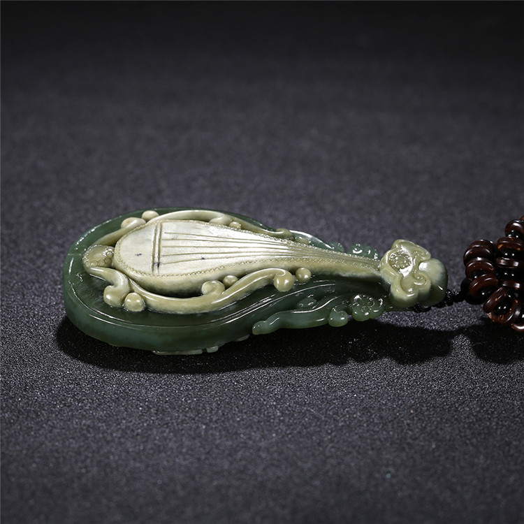 精美琵琶如意和田碧玉項(xiàng)鏈，天然玉石掛墜