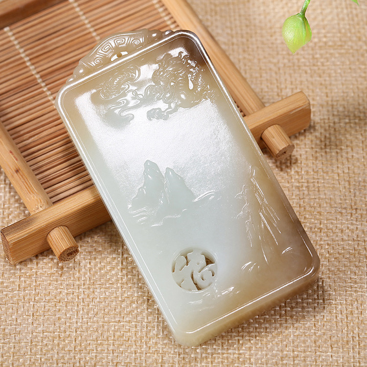 神龍送福人間山水玉牌掛件，天然糖白玉項(xiàng)鏈