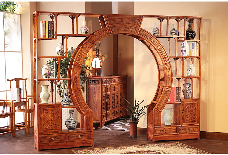 中式實木雙圈月洞門博古架，雙面雕花隔斷南榆