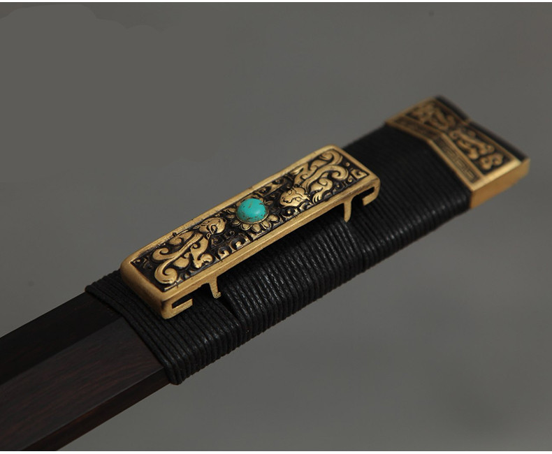 螭虎漢劍銅裝紫檀小劍，王權(quán)象征螭虎紋短劍兵