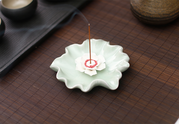 蓮花香爐香插線香爐，創(chuàng)意唯美中式陶瓷熏香爐