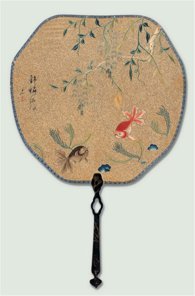 中式古典小巧精致的宮廷團扇