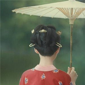 煙雨迷蒙古風(fēng)女子頭像，漢服真人頭像qq頭頭像