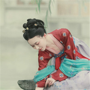 煙雨迷蒙古風(fēng)女子頭像，漢服真人頭像qq頭頭像