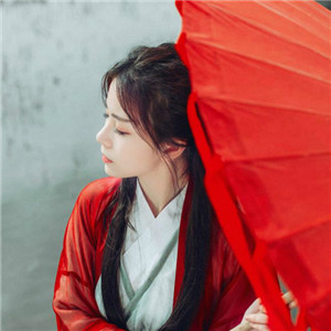 俠骨柔情女子古風(fēng)頭像大全，紅衣似火灼人眼