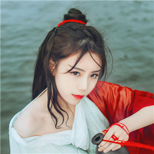 俠骨柔情女子古風(fēng)頭像大全，紅衣似火灼人眼