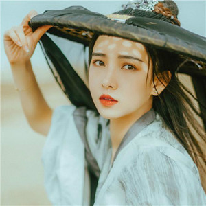 大漠孤煙古風(fēng)女子真人頭像，唯美女生qq頭像