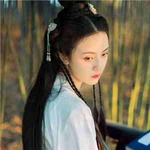 竹青風(fēng)悠女子清雅古風(fēng)頭像，唯美女生真人頭像