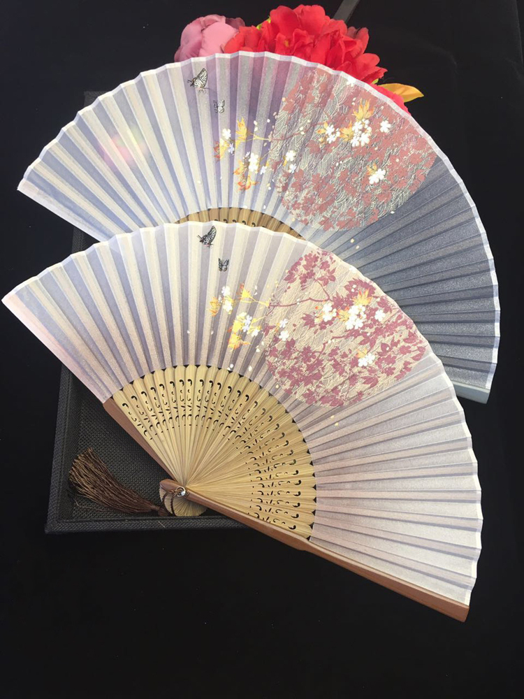 古典家佳樂文學(xué)烤漆邊真絲櫻花竹折扇