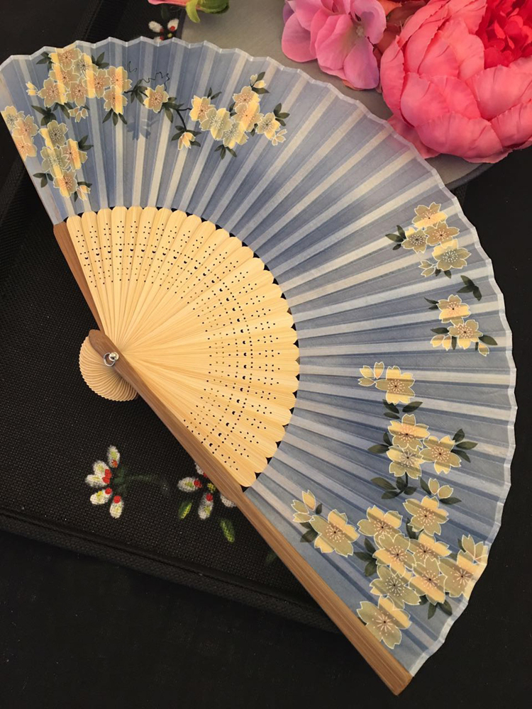 古典家佳樂文學(xué)烤漆邊真絲櫻花竹折扇