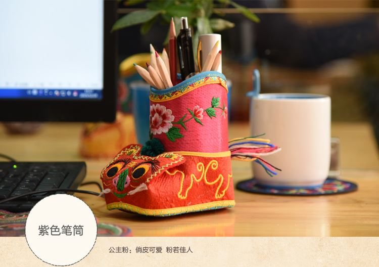 家佳樂文學(xué)傳統(tǒng)手工懷舊迷你小鞋子簡(jiǎn)約刺繡筆筒