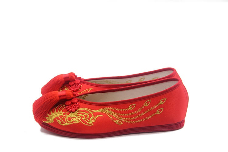 民族風中式新婚流蘇繡花布鞋