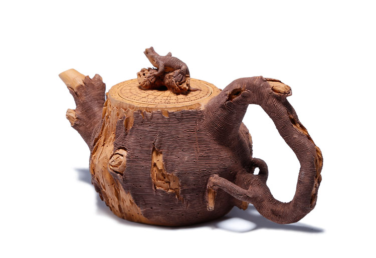 仿木外皮紫砂壺，創(chuàng)意木樁手工雕刻紫砂壺