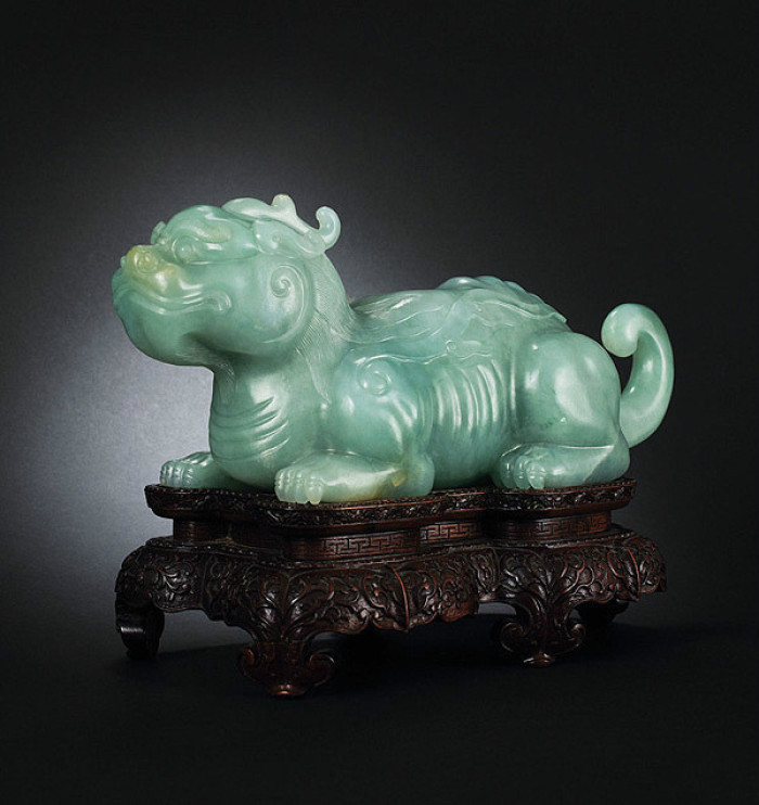 精美藝術(shù)雕刻圖案，家佳樂文學水晶雕刻