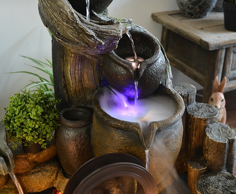 聽(tīng)涓涓細(xì)流的假山，看水鄉(xiāng)故事假山石