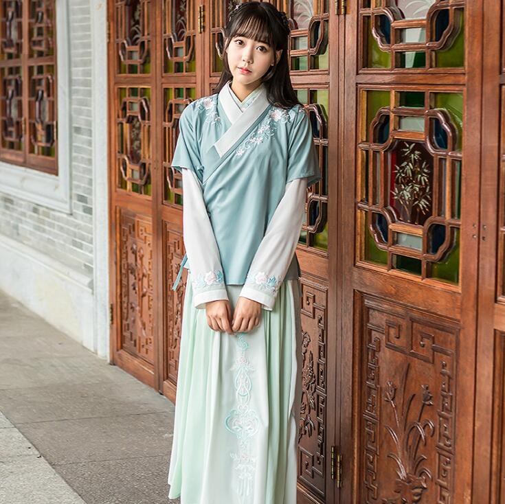 日常漢元素古裝漢服，盡顯優(yōu)雅氣質(zhì)