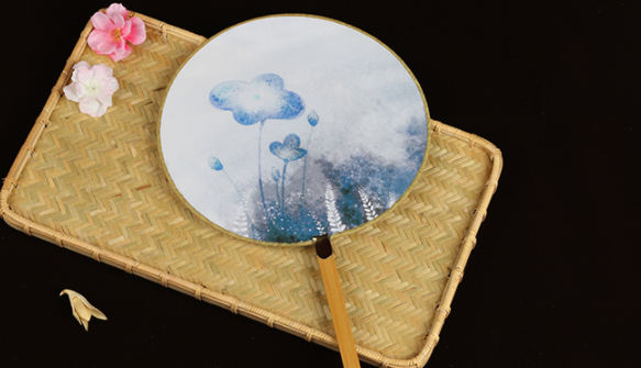 六款圖案女式團(tuán)扇，古風(fēng)工藝漢服古典扇子圖片