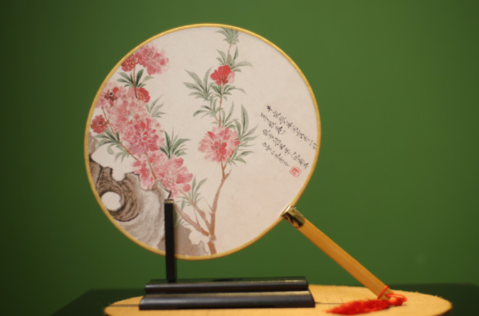 家佳樂文學(xué)宮扇女式團(tuán)扇，古風(fēng)工藝漢服古典扇子圖