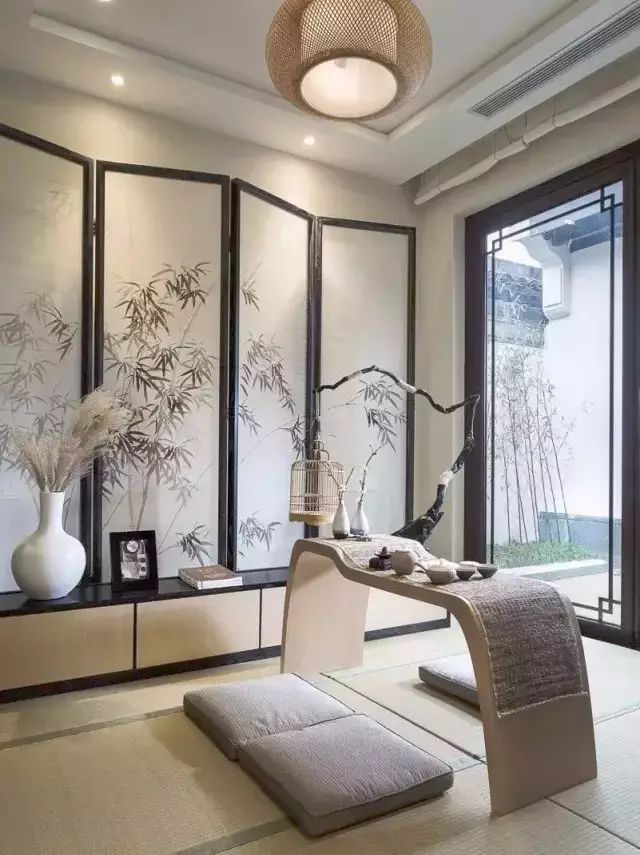 薄薄的屏風(fēng)，隔而不離典雅大方