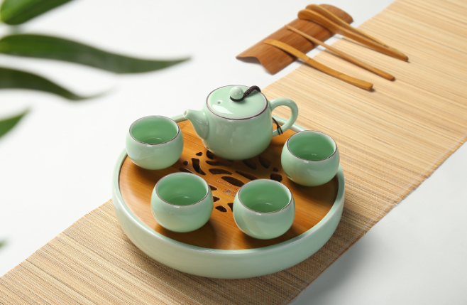 一盞清禪青瓷茶盤，陶瓷手繪荷花茶具