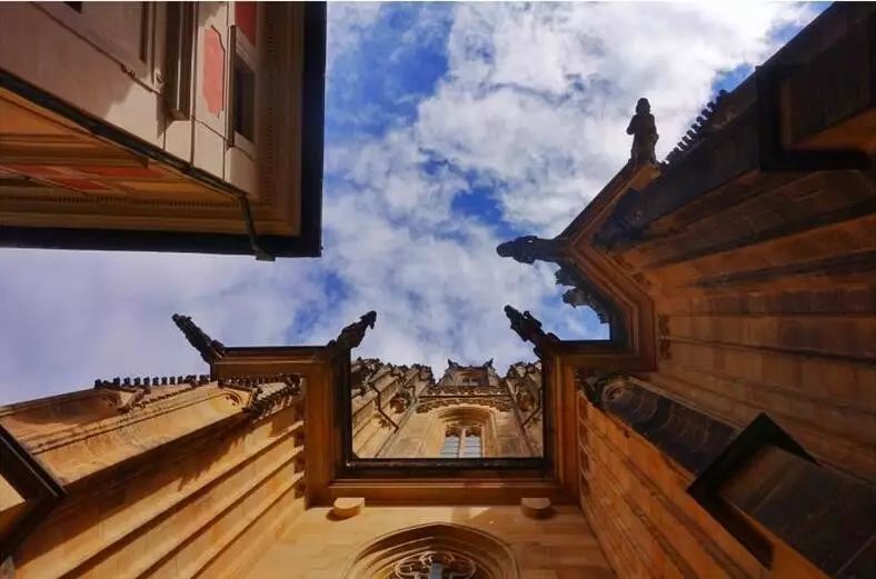 雄峙數(shù)千年的古建筑，歷史古建筑風(fēng)情萬種！