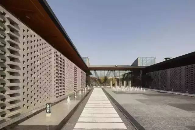 論新中式建筑中的景觀手法，傳統(tǒng)藝術(shù)構(gòu)造