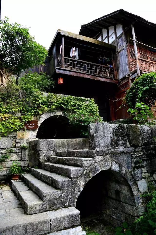 看看1700的樓房是什么樣子？到重慶網(wǎng)紅古鎮(zhèn)打卡