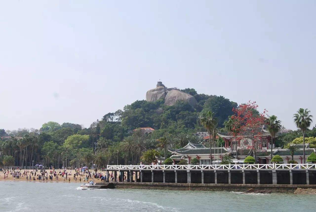 鼓浪嶼風(fēng)景優(yōu)美，一個(gè)美麗而有故事的地方