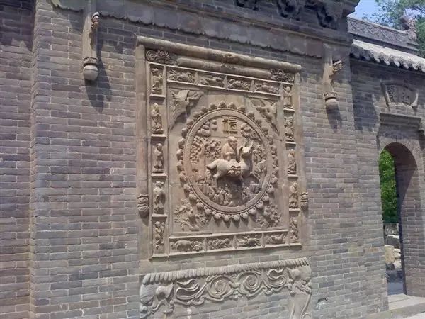 中國(guó)古建筑中的雕刻藝術(shù)，精美絕倫