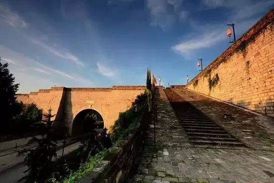 古城今壁相對(duì)影，南京城墻博物館落戶秦淮