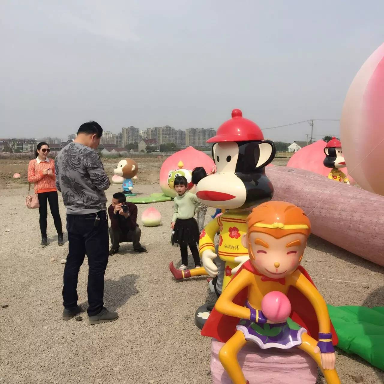 古鎮(zhèn)之外的新場(chǎng)，或許更有新意