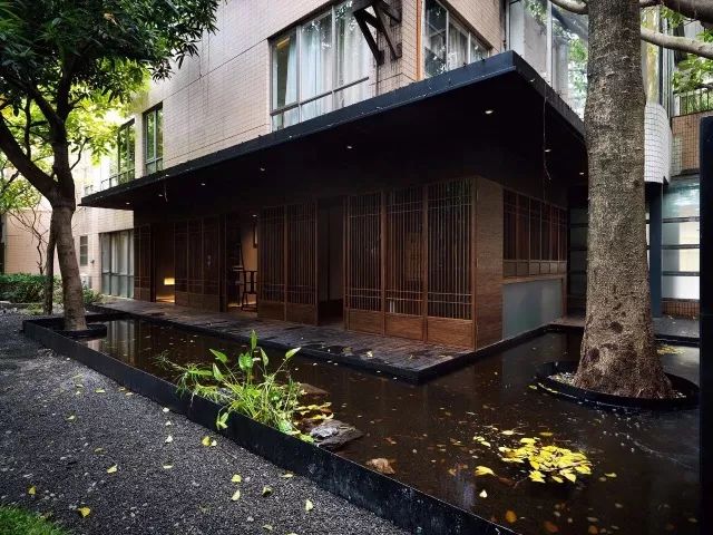 來自時光花絮，新中式建筑