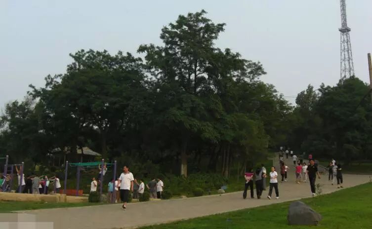 長白山余脈在昌圖，三省交界風(fēng)景最美地