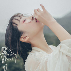 文藝清新女生頭像，唯美古風(fēng)真人頭像