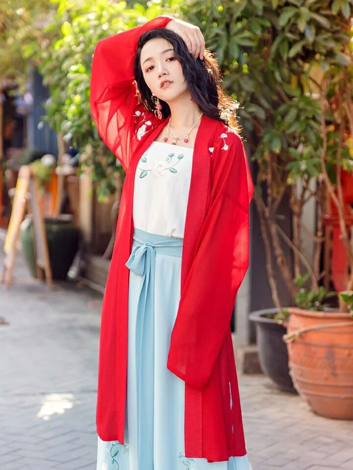 玉簟傳統(tǒng)漢服，家佳樂文學(xué)刺繡古裝圖片