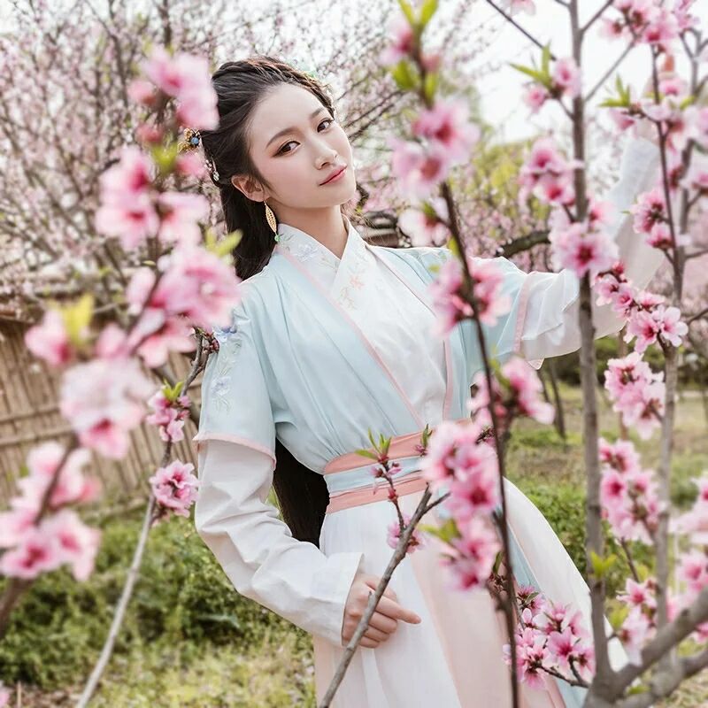 仙女縹緲漢服，且看韶華傾負(fù)