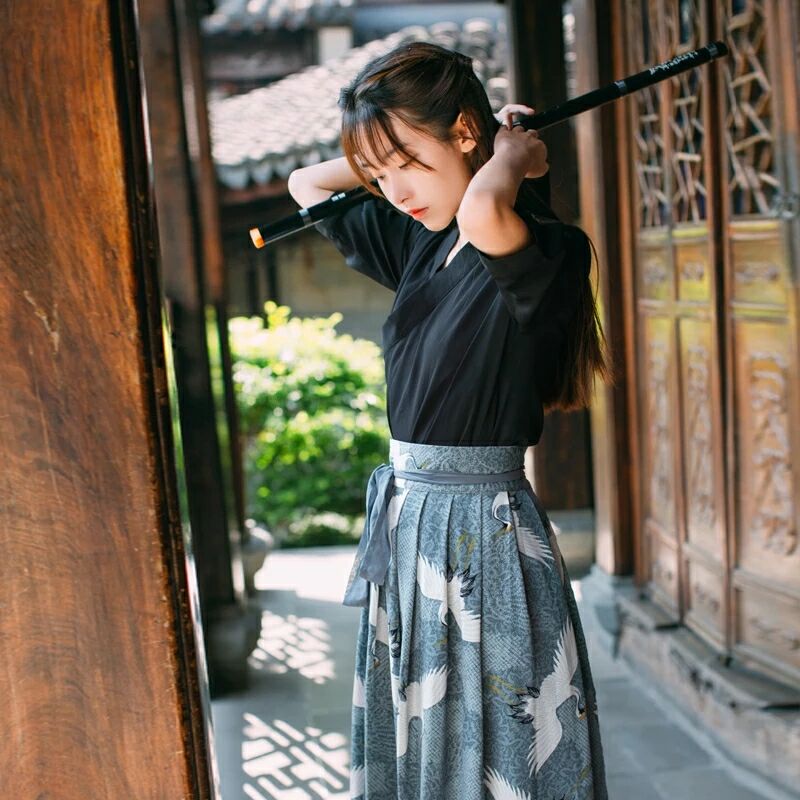 家佳樂文學(xué)江南素兮漢服，復(fù)古套裙?jié)h服圖片