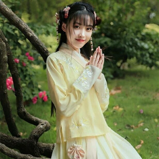 雨縑縑意漢服，清新刺繡襦裙?jié)h服圖片