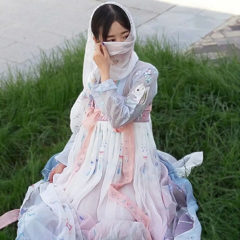 古風(fēng)優(yōu)美淡雅，仙氣縹緲漢服