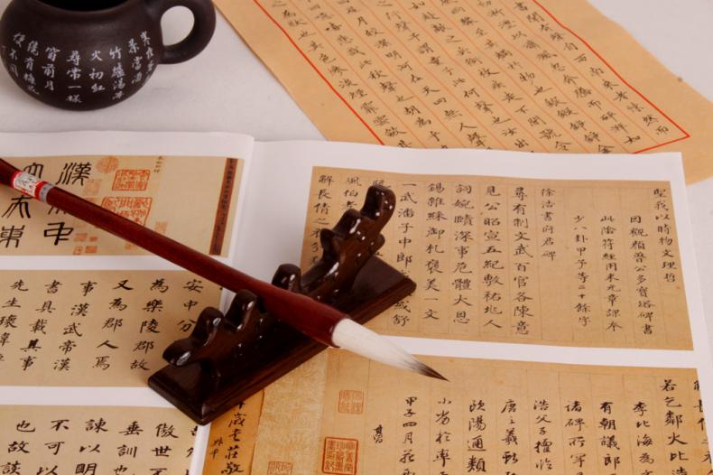 黑梓木龍形實(shí)木毛筆筆架