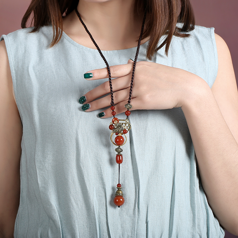 家佳樂文學(xué)紅瑪瑙吊墜